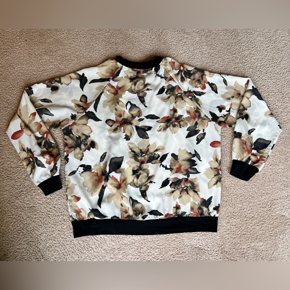 Floral Bomber Jacket - Picture 4 of 7